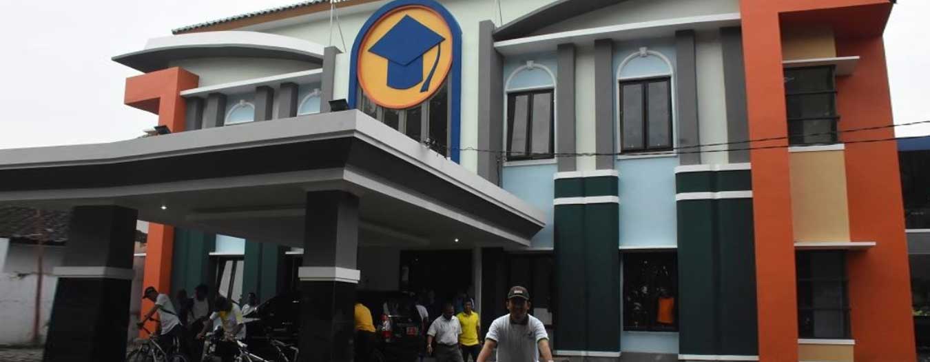 Perpusda Karanganyar